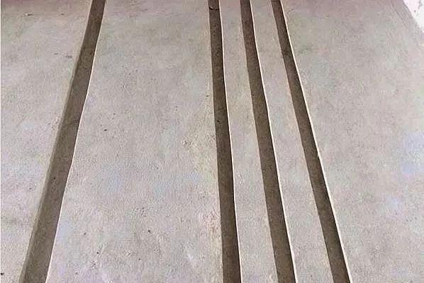 25年经验电工这样开槽布线,太专业了,怪不得开一米就要40