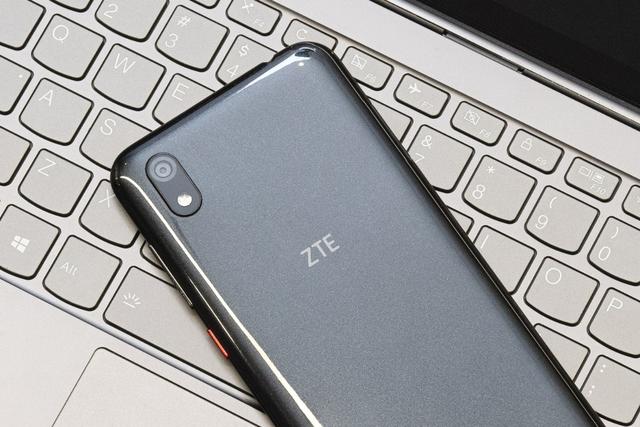 改变你对百元机的印象中兴bladea7超实用