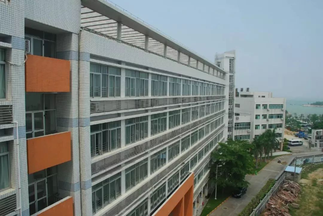 有一种骄傲,叫我是珠海三中人!