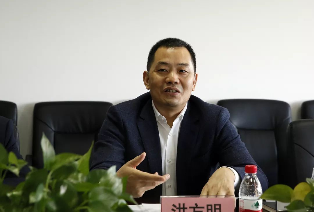 华为云中国区总裁洪方明一行到校区访问交流