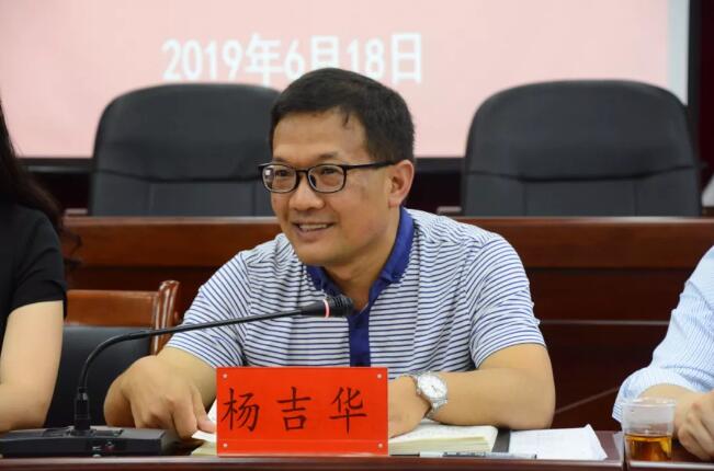 围绕脱贫摘帽贵阳市南明区与罗甸县龙坪镇来了一场深度交谈涉及产业