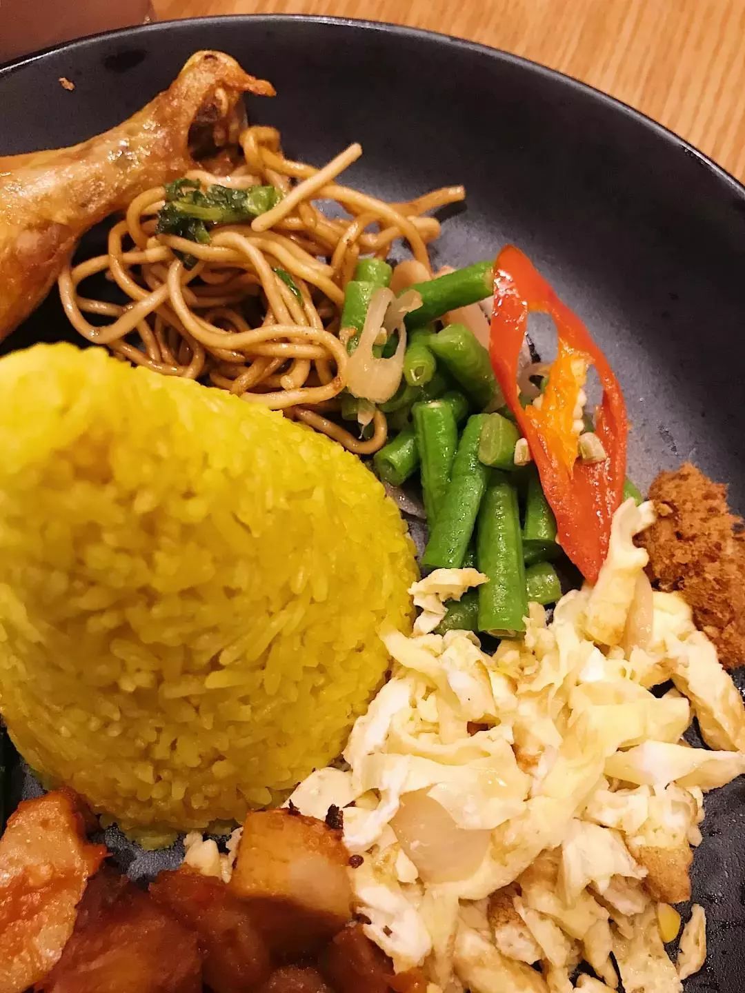 黄姜拌入米饭来一碗好运姜汁店铺名称香兰印尼餐厅pandan店铺地址