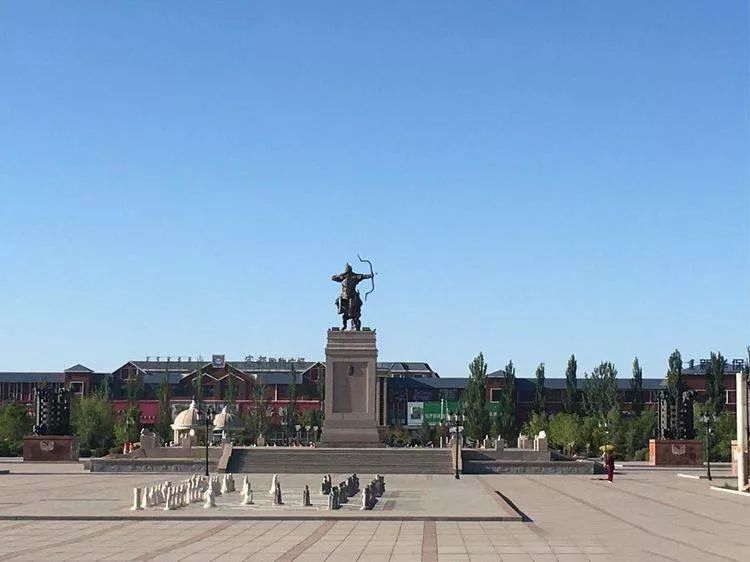 【行业资讯】乌拉特中旗第三届中·蒙国际观赏石,宝玉石文化旅游博览