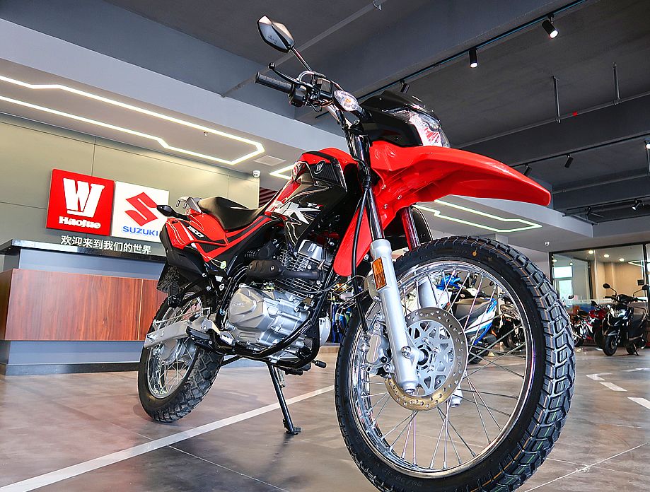 到店实拍聊聊即将开卖的豪爵公路越野两用车nk150