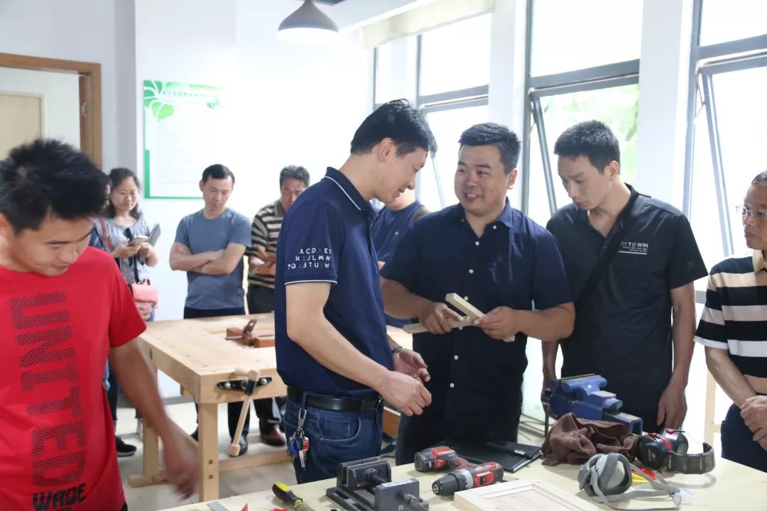 贵州铜仁二中第三次莅校学习交流