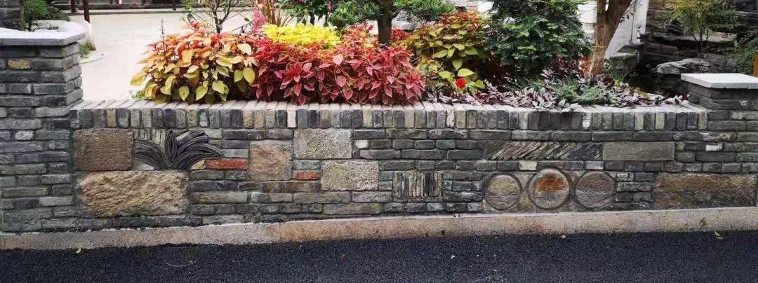 04设计思考:如何将乡土风味的围墙与小洋楼相融合?