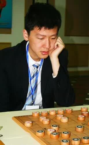 谢靖,1989年出生,江苏泰州人,中国象棋特级大师.