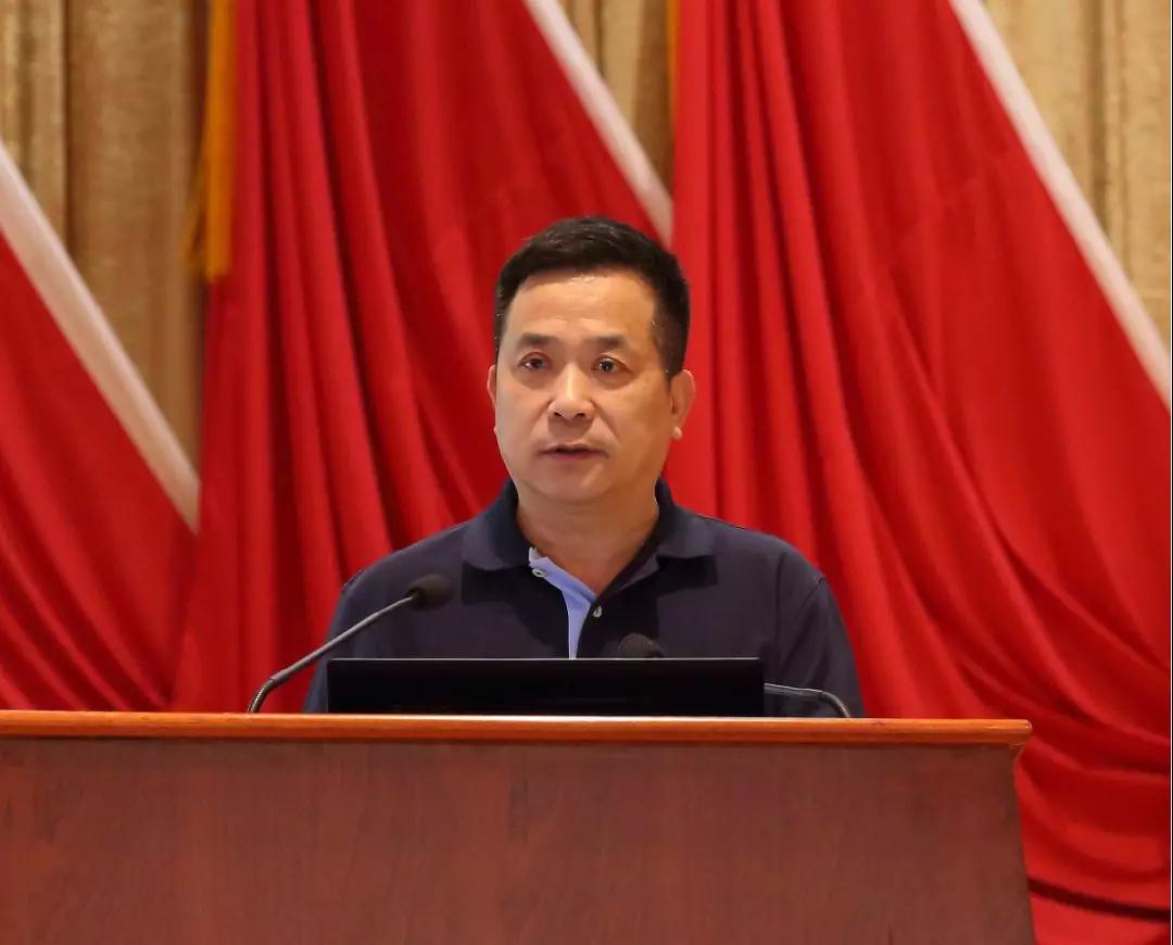 晋安召开区委理论学习中心组学习扩大会议