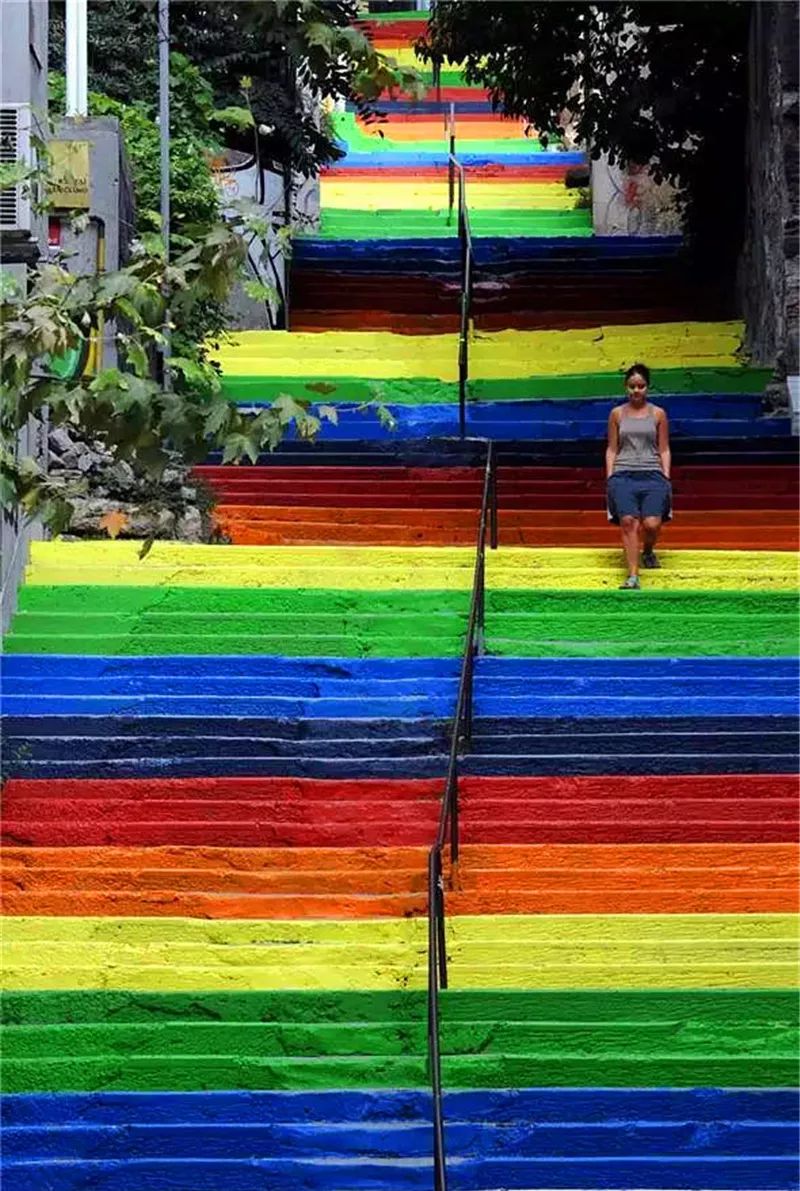 艺术阶梯,那么酷!_台阶