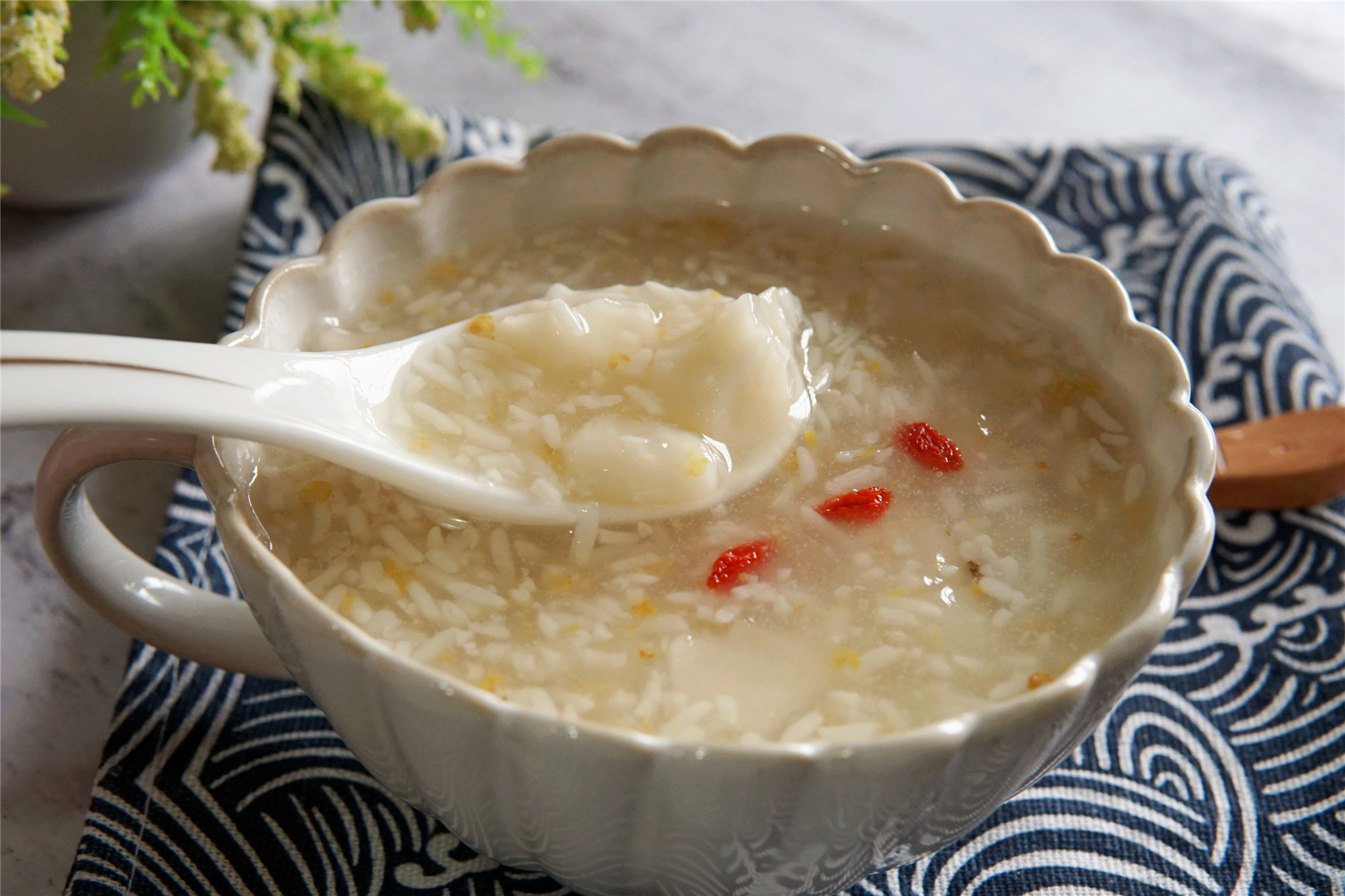 原创用米酒做汤,这一步不要省,甜蜜浓稠,武汉的老做法就是好喝