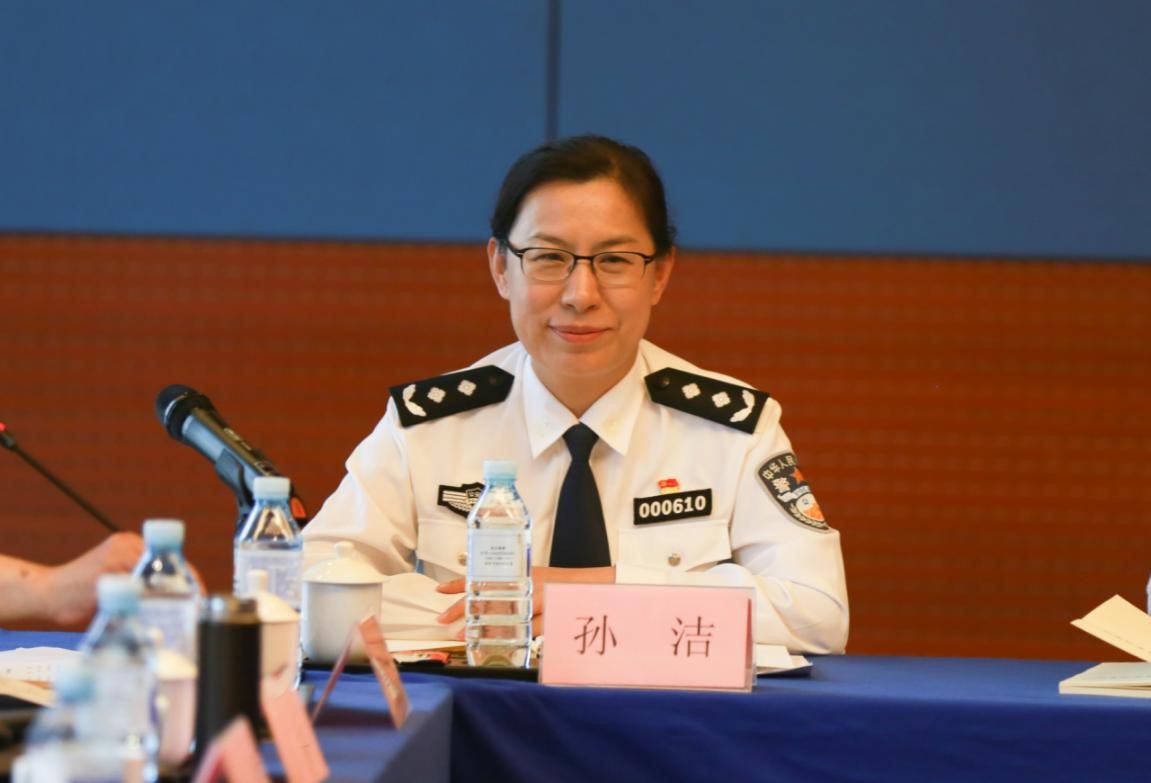 电视剧破冰行动研评会现实主义创作精神的一次成功探索与实践