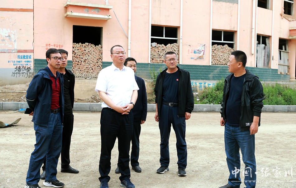 马筱宁调研城镇建设和项目工作