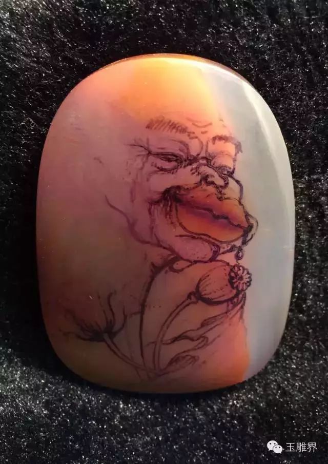 玉雕大师陈义听他讲作品背后的故事