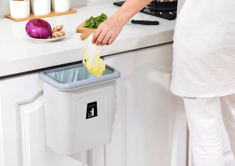 垃圾桶都开挂了!不弯腰,不翻倒,不跑味,全日本抢疯了_厨房