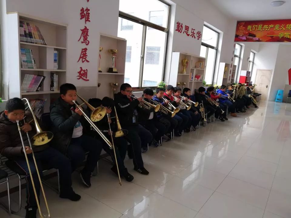 蔄山小学图片