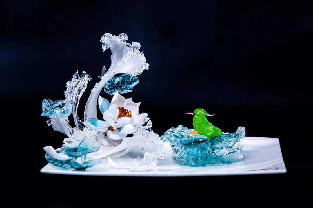 奶黄包,油条,水饺等雕刻教学:月季花,康乃馨,喜鹊,锦鸡,孔雀等冷菜