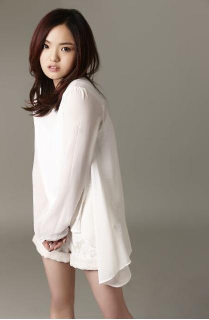 徐佳莹不仅唱歌好听而且身材也是十分的好.