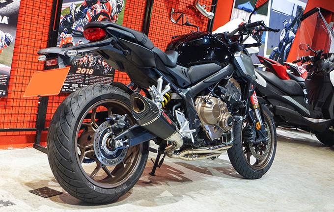 1万元(可对应2019款cb650r/cbr650r)另一款r-77s排气管,一样也是采用