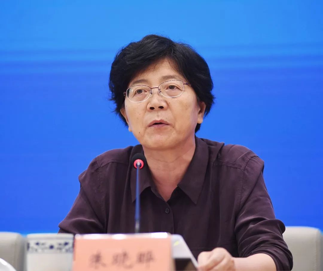 朱晓晔律师可以在配合党委政府做好风险处置,社会维稳,金融风险法治