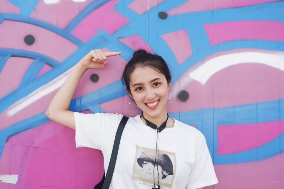 邓浩宇【自我介绍】日本文化经济学院2019届本科毕业生,热爱徒步又