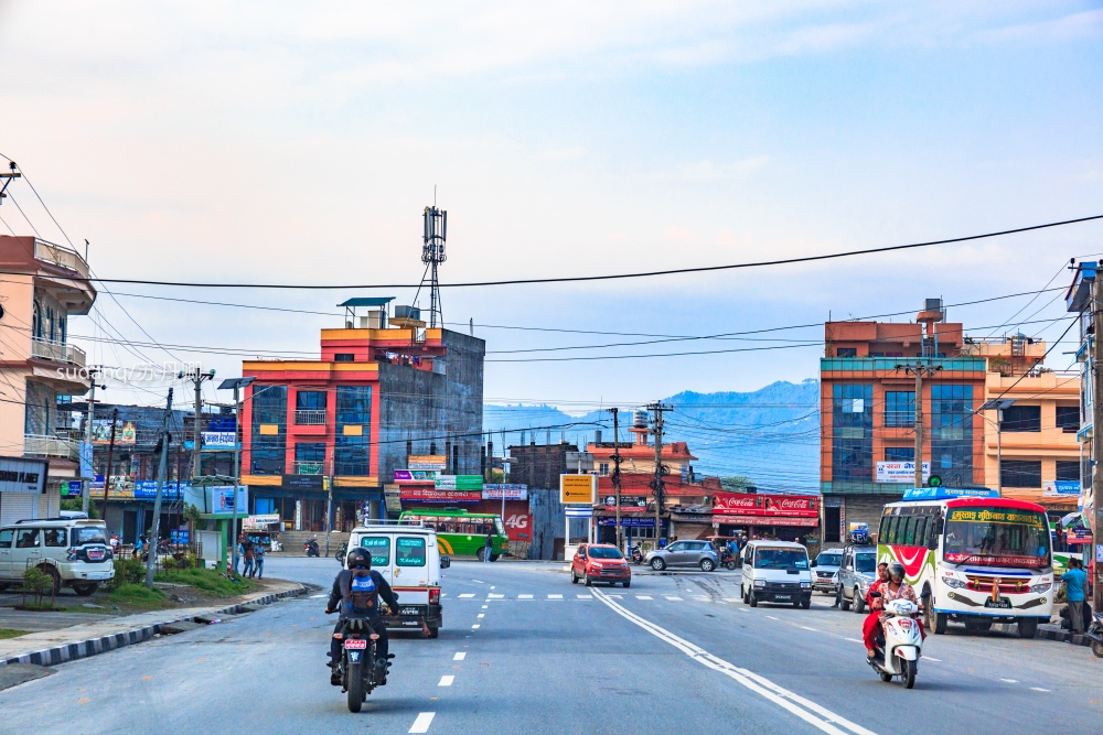 博卡拉,尼泊尔的另一个世界:城市像是田园,房子涂满色彩