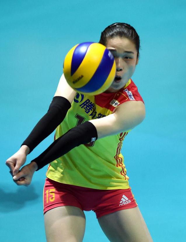 中国女排,她是里约奥运最佳,如今沦落到场下观战的窘境,差太多_林莉更