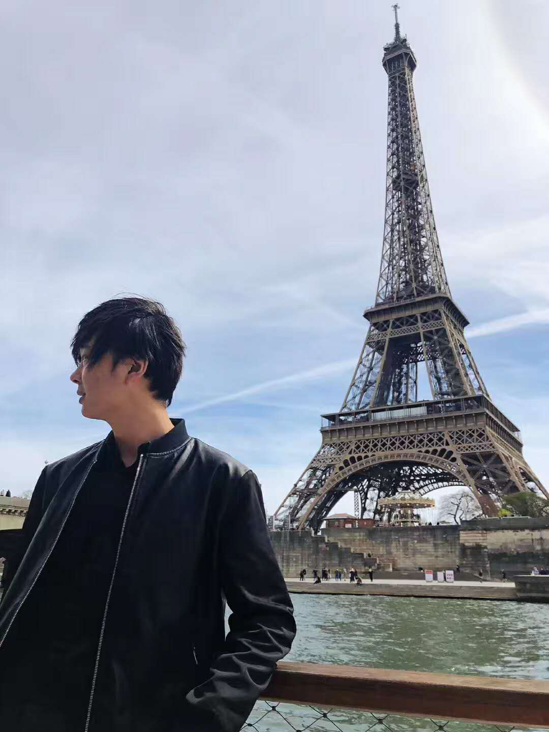 三山下,更变千年如走马16年的魔术生涯如弹指挥间全国巡演二十余城市