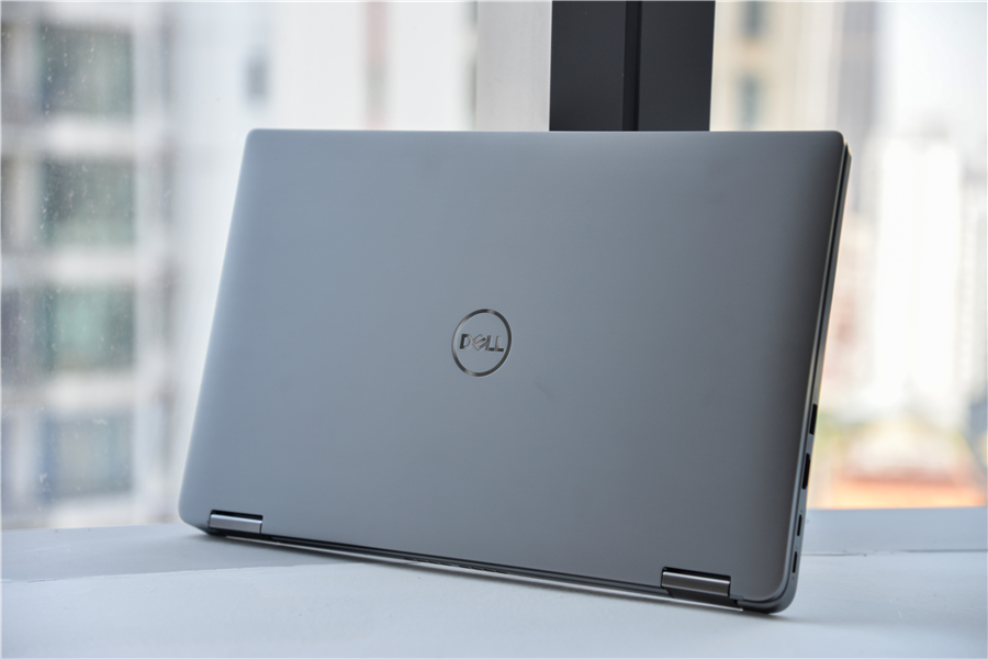 latitude 7400二合一"领航"商用笔记本测评:继往开来 领异标新_戴尔