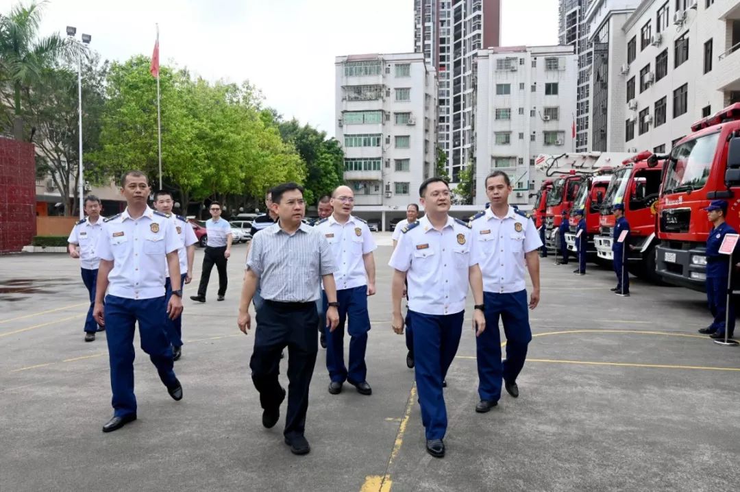 东莞消防陈全图片