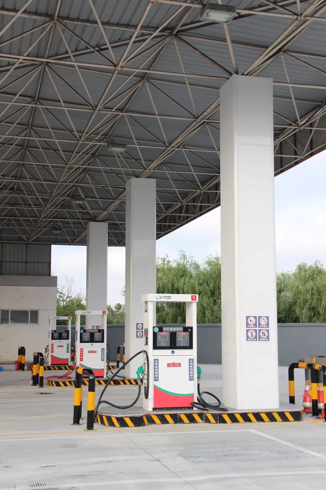 日照服务区丨加油站双层罐及地面改造工程提前竣工营业