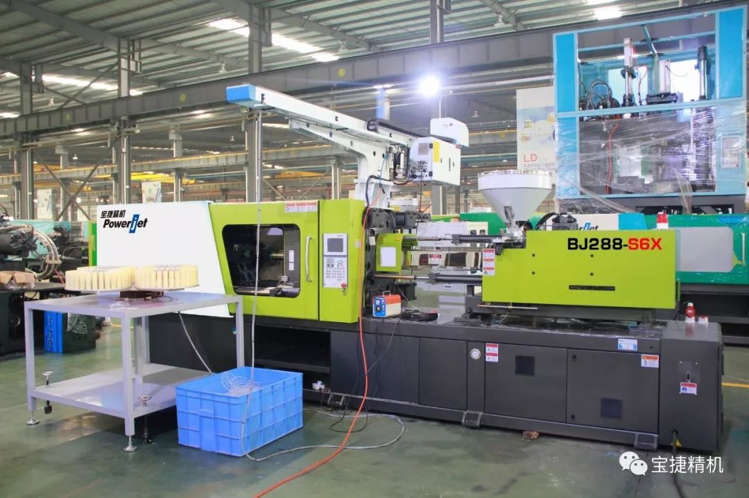 产品视频推介宝捷bj288s6x伺服节能注塑机一出32全自动生产包装一次性