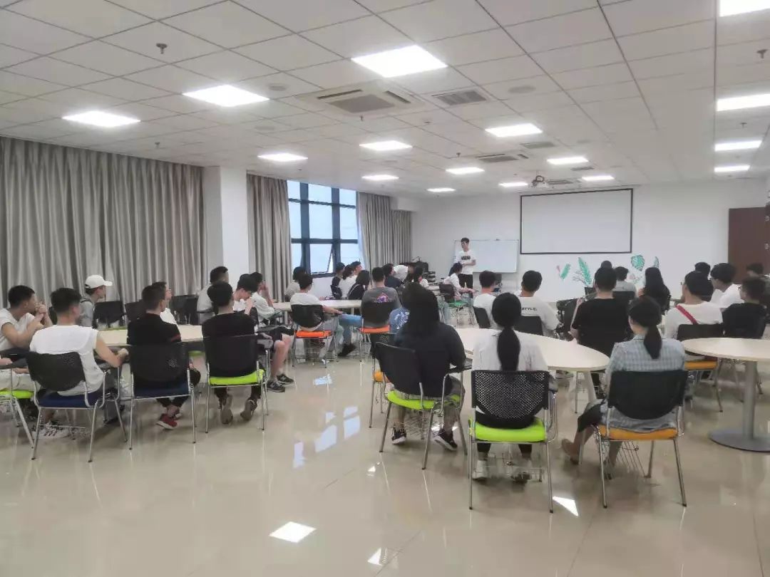 计算机工程学院40名学生赴福州京东方光电科技有限公司顶岗实习_企业