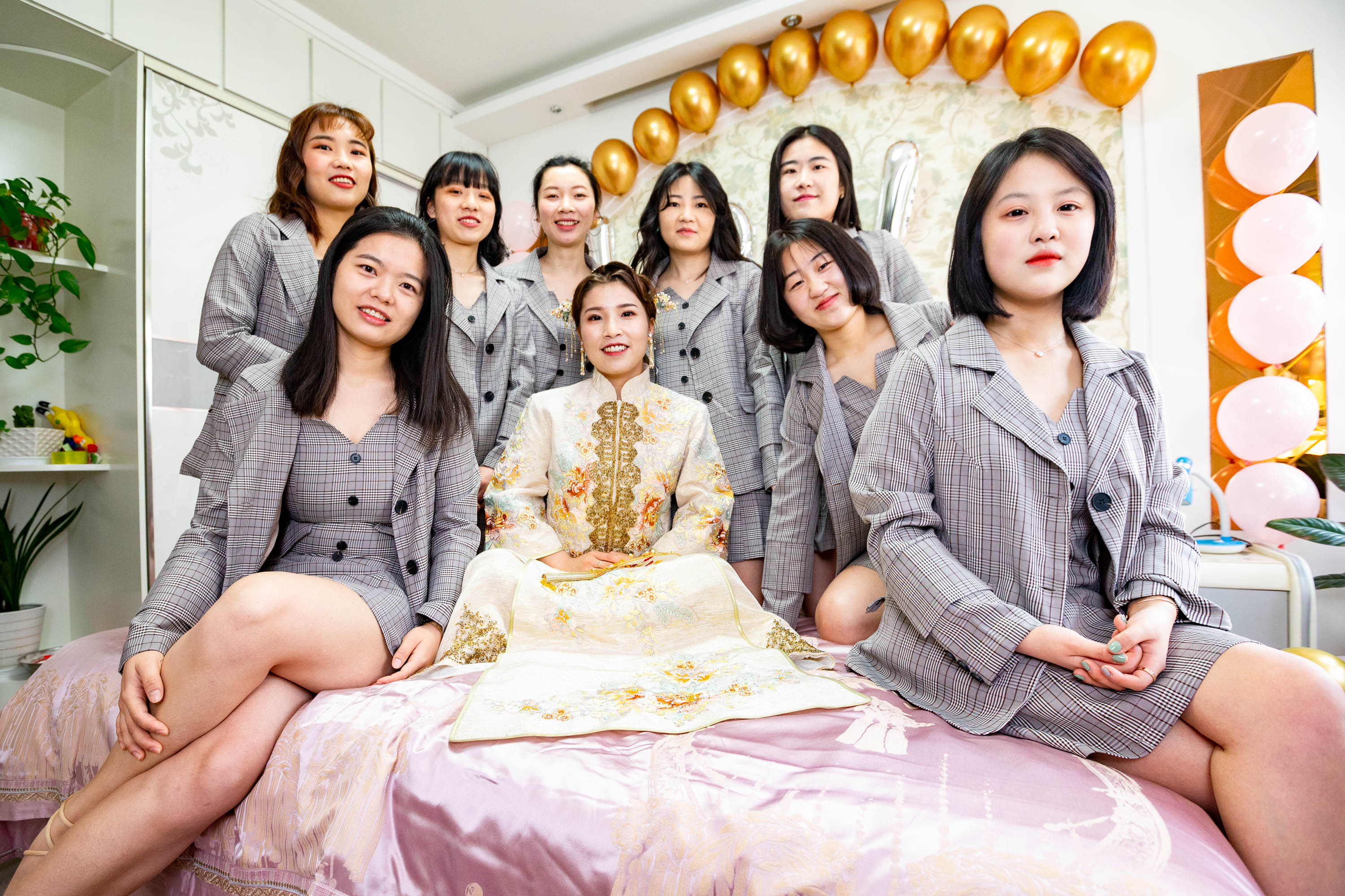 原创什么才是"铁闺蜜"?这群南方姑娘从福建到河南飞越三千里做伴娘