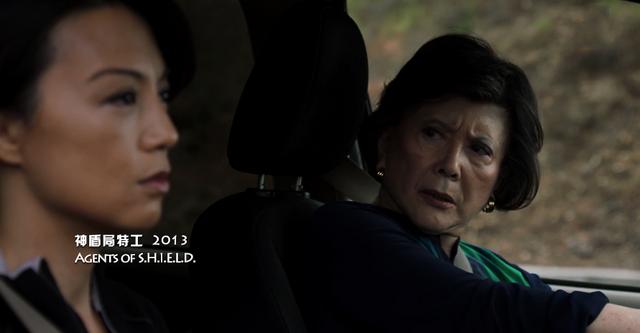 85岁周采芹宝刀未老独行奶奶大银幕斗智斗勇