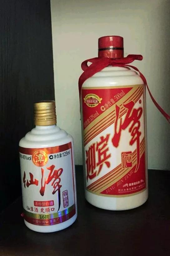 跟我念:古—l-ì-n—蔺,四声,古蔺.