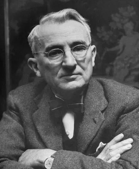 拿破仑·希尔神作!让《富爸爸穷爸爸》作者七个昼夜无法入眠!_心魔