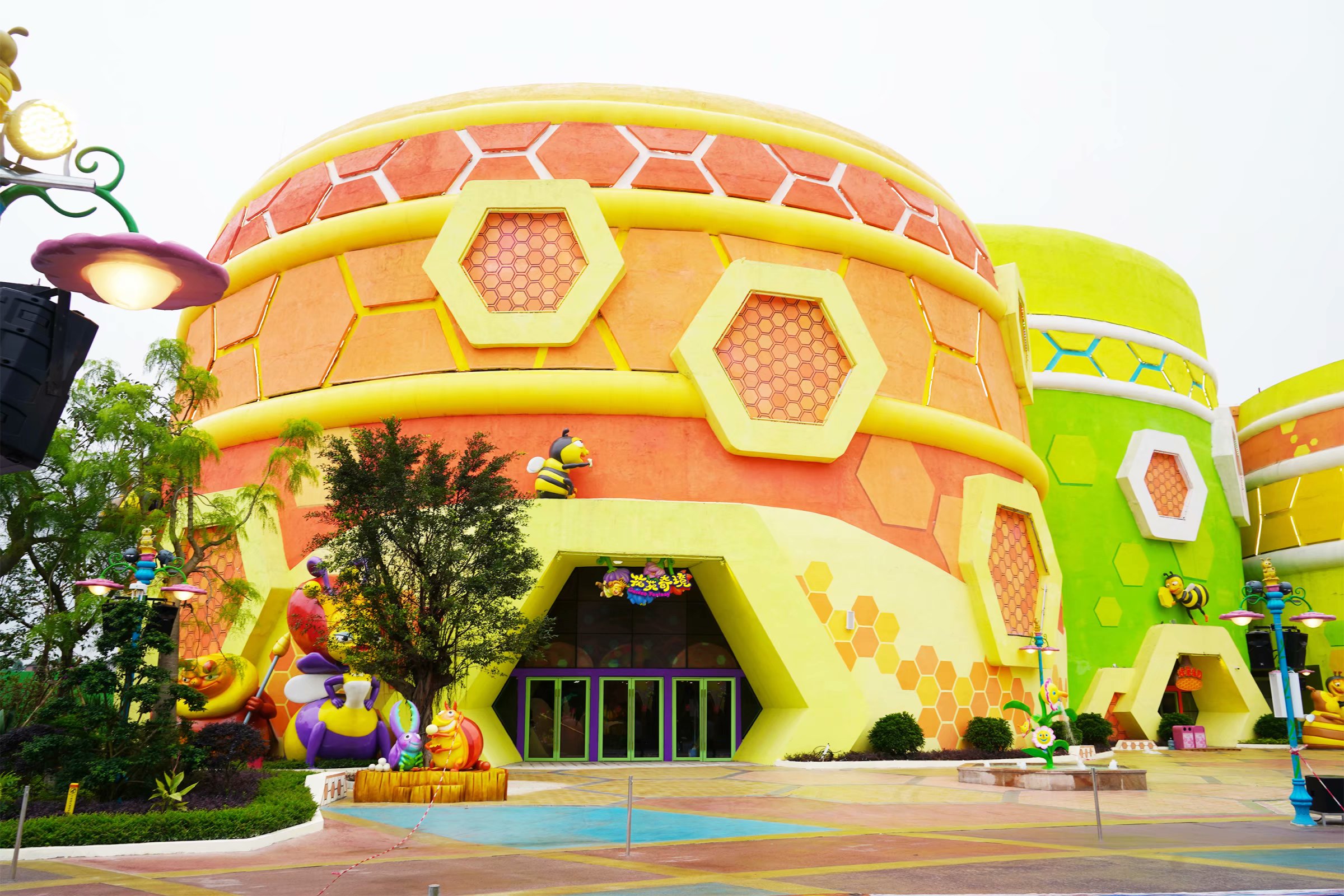 开园尝鲜体验本周末119元打卡广州融创乐园让你潮爆朋友圈