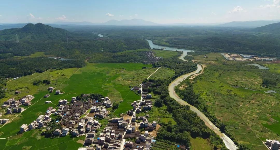 乡(下面简称下帅乡)位于怀集县西北部,北接广东连山县,西邻广西贺州市