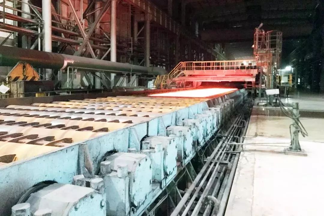鞍钢首次供货国内最高强度2000mpa级别贝氏体耐磨钢