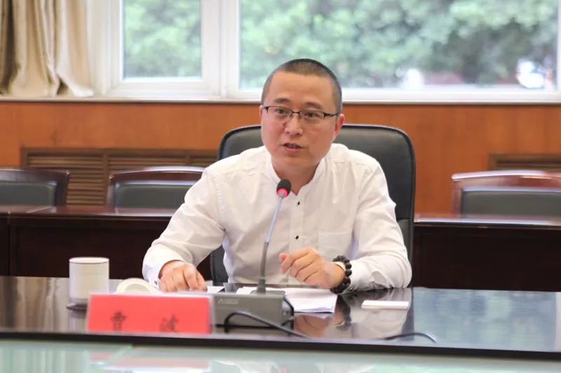 碑林区委书记刘其智会见上海德必集团董事长贾波一行并座谈