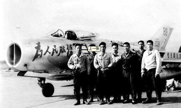 60年代罕见的空军照片图集,那时候的一切都是为了人民