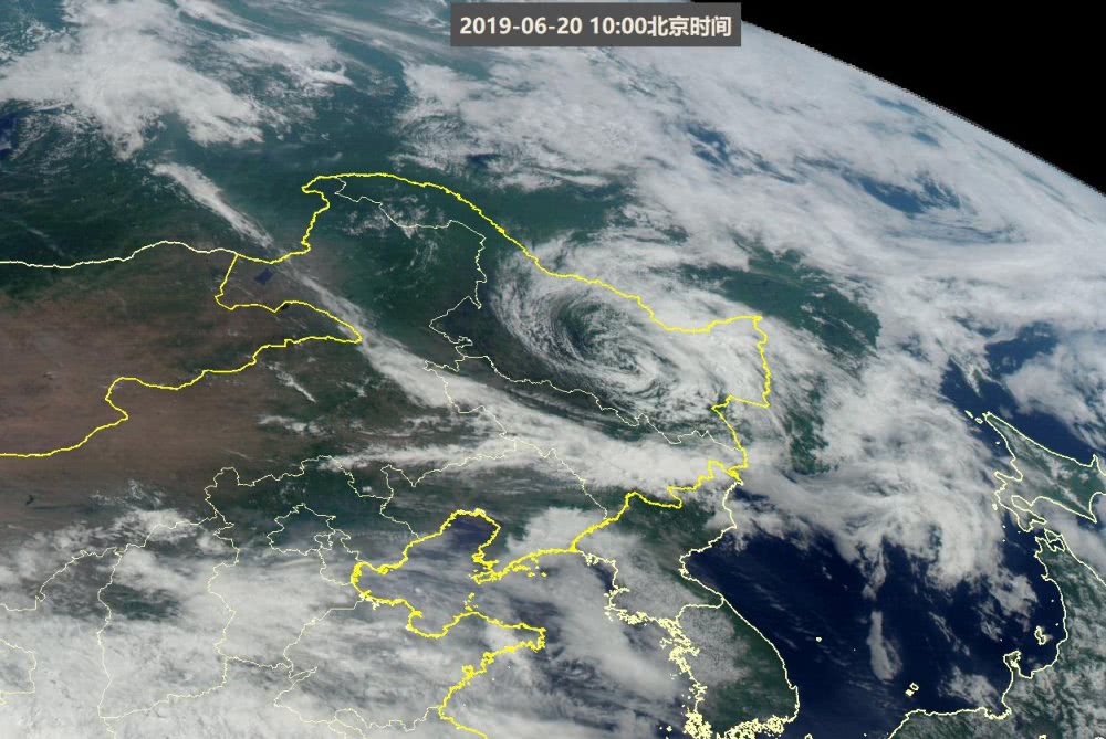 6月20日上午的风云4号卫星云图对比来看,这个冷涡已经正式进入我国