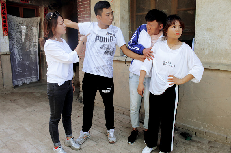 农村夫妻吵架,孩子的一句我已经习惯了,唤醒了天下父母心