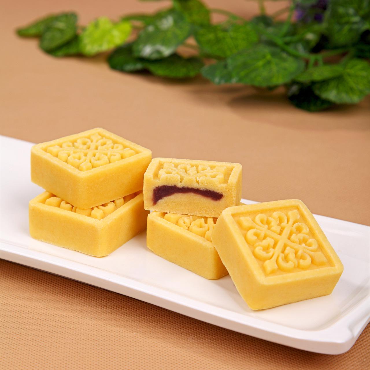 在农村我们家常常会做这种消暑食品来吃,那就是易做的绿豆糕.