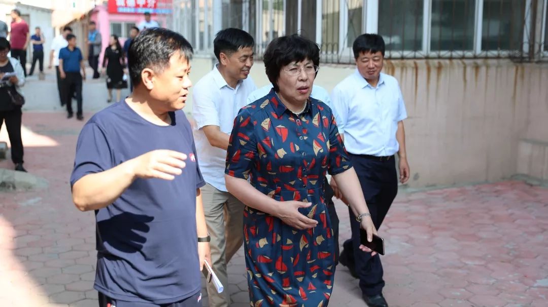 6月19日下午,庄河市副市长姜彦率市创卫办,城建服务中心,城管执法大队