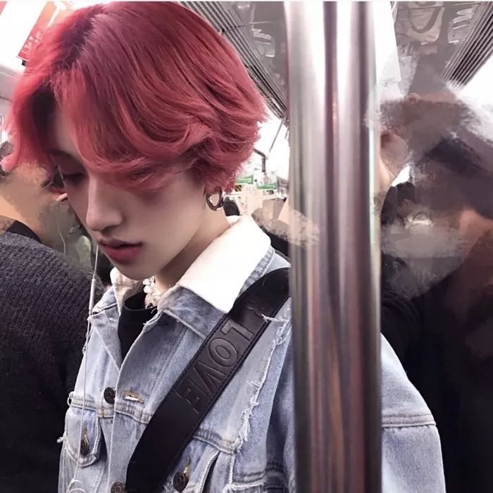 头像你是我既想对全世界炫耀又不舍得和任何人分享的人