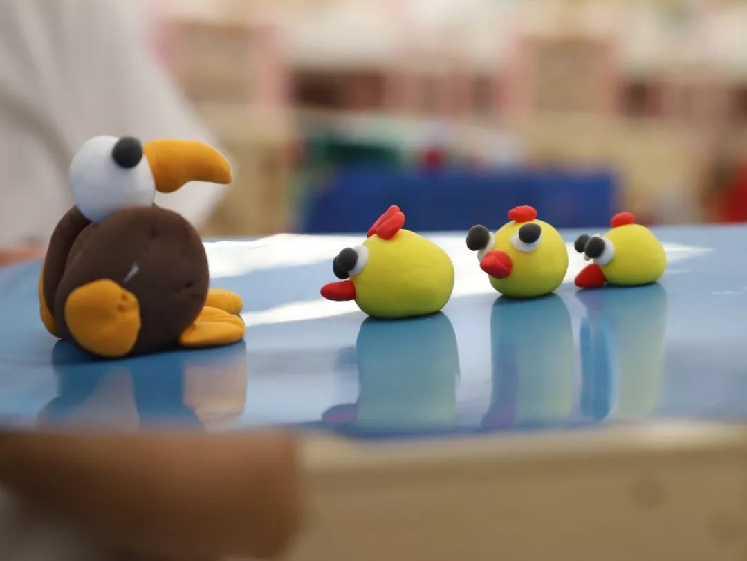 美工教室 | 当轻粘土遇到传统民间游戏_老鹰