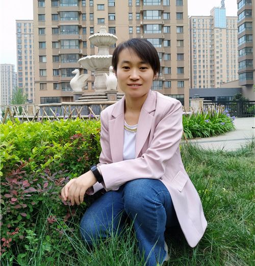 最美教师候选人侯丽娜青春做伴情怀同行