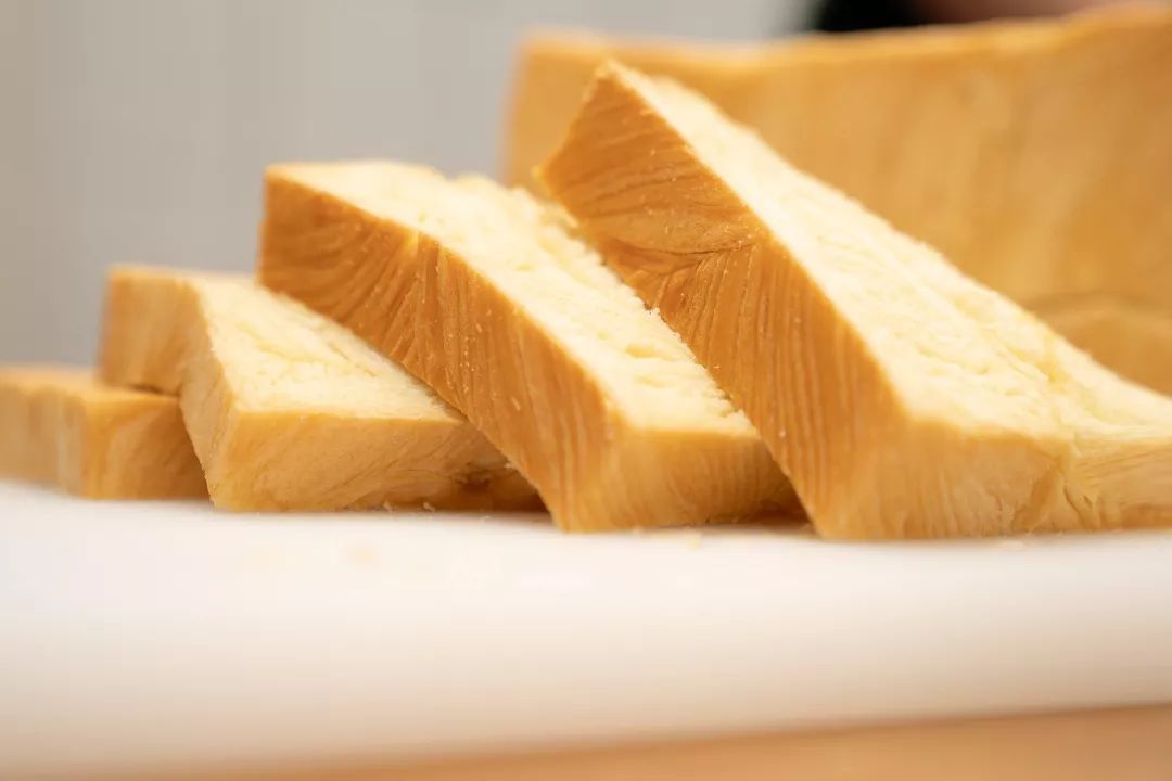 史上最难伺候的手工吐司每天凌晨4点开工居然还限量预定