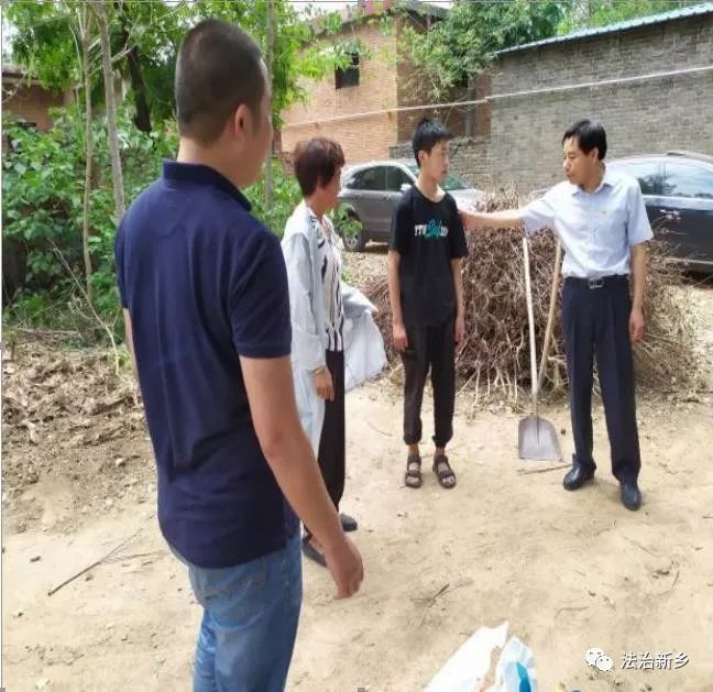 精准扶贫支部共建寻初心助力脱贫走一线